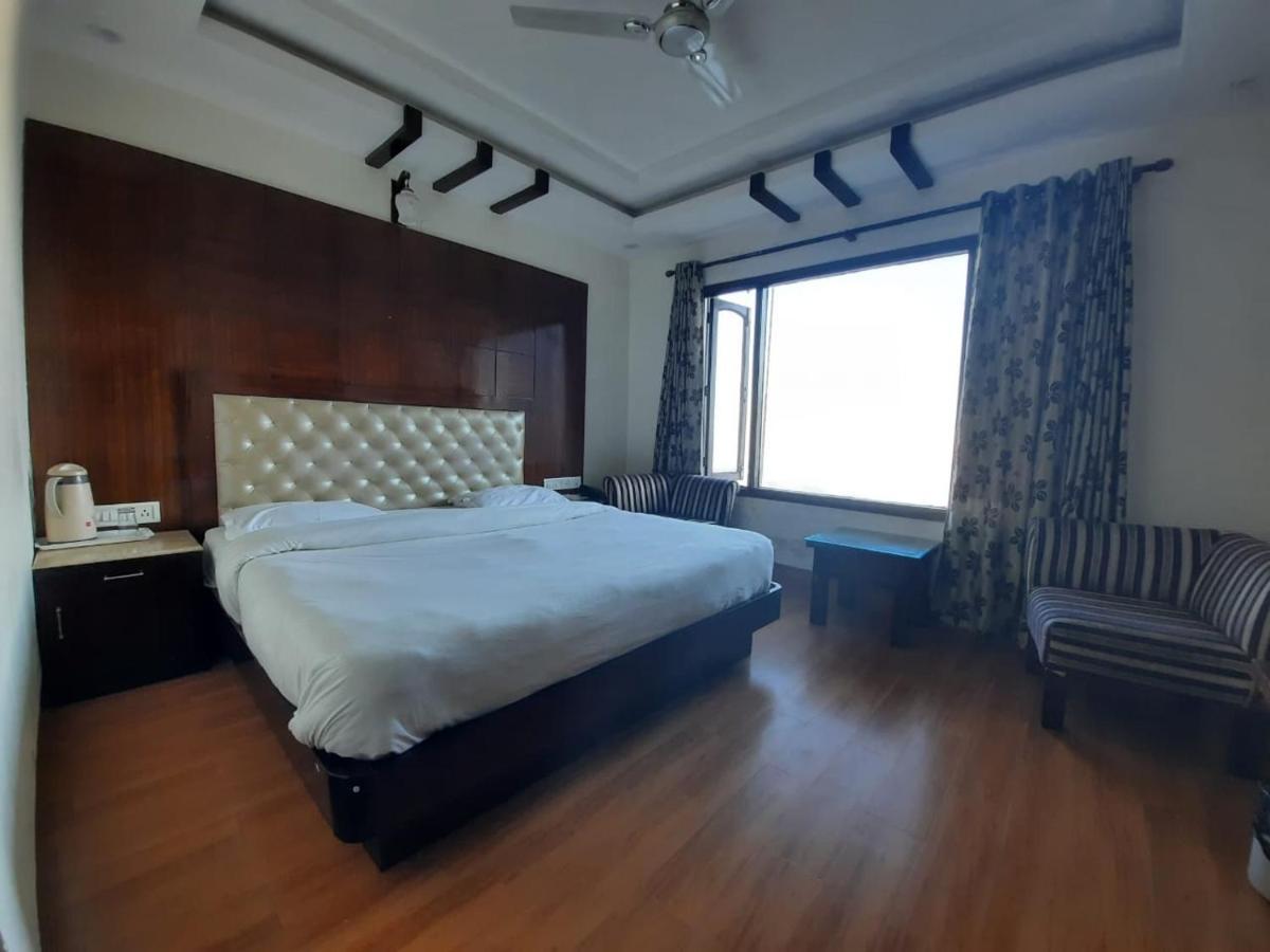 Hotel Basera Mussoorie Eksteriør billede