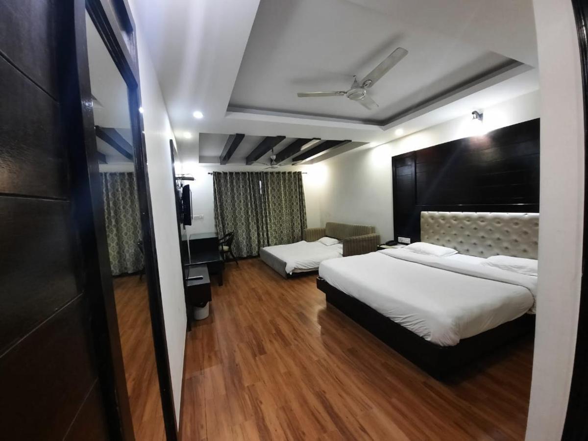 Hotel Basera Mussoorie Eksteriør billede