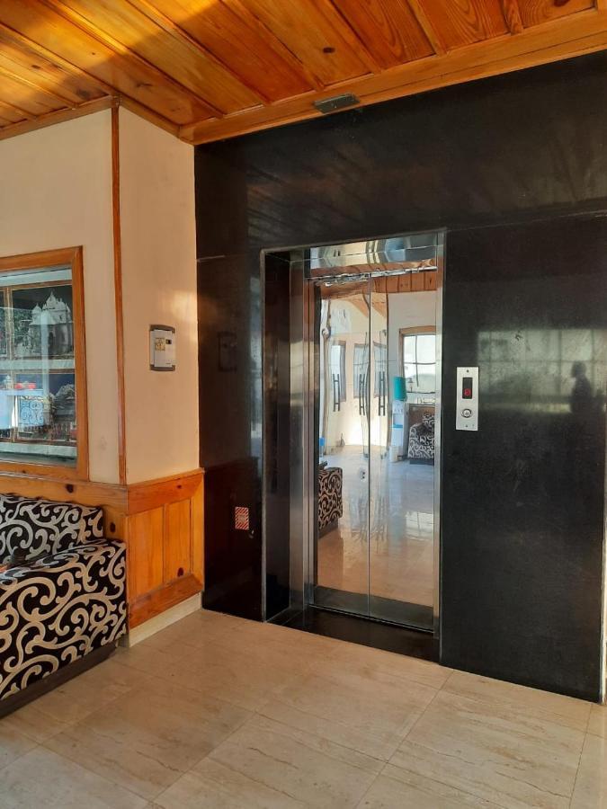 Hotel Basera Mussoorie Eksteriør billede