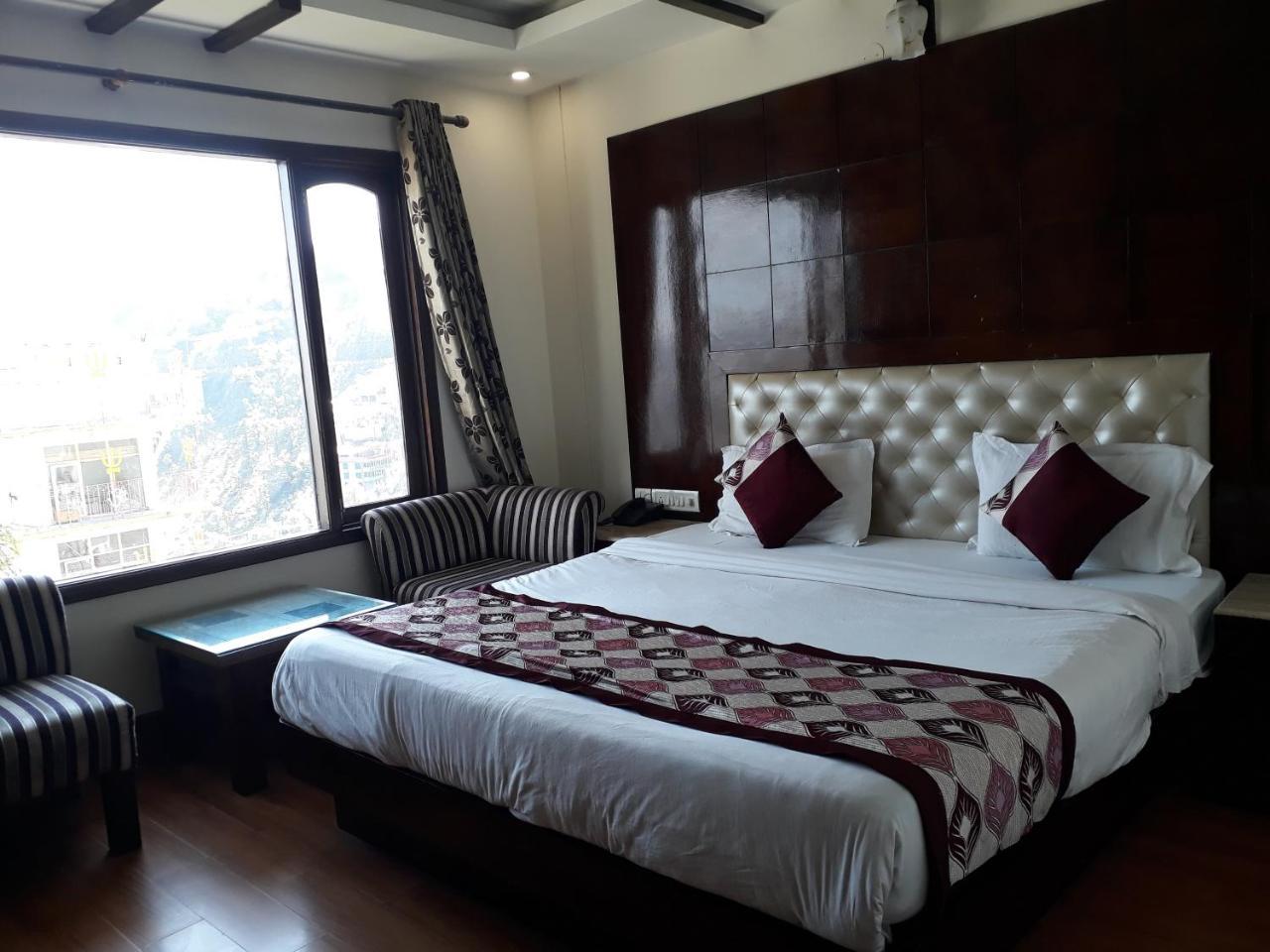 Hotel Basera Mussoorie Eksteriør billede